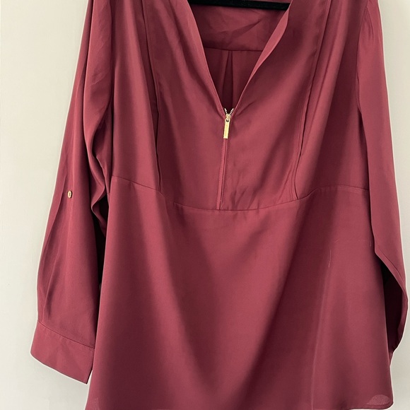 Lane Bryant Burgundy Blouse Top Tunic Gold Zipper Buttons Size 22/24 - Picture 3 of 10